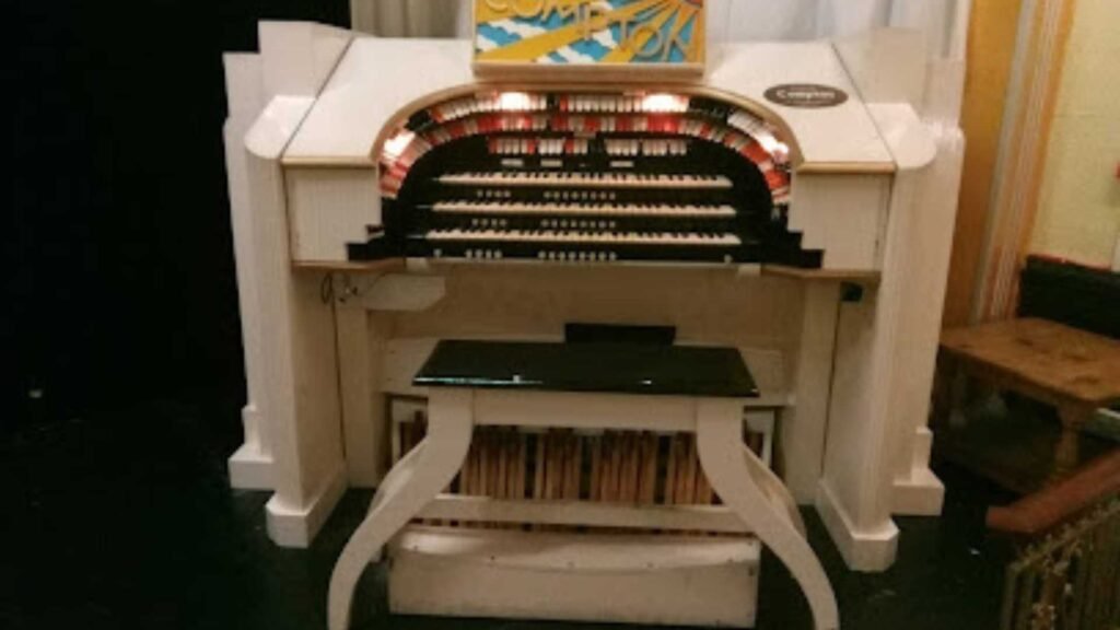 The Lancastrian Theatre Organ Trust